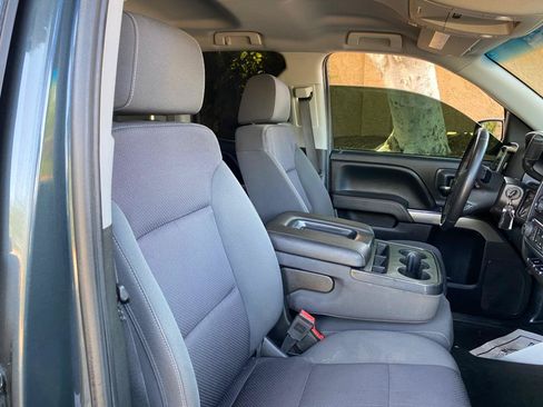 Used 2018 Chevrolet Silverado 1500 LT AWD/4WD image 45