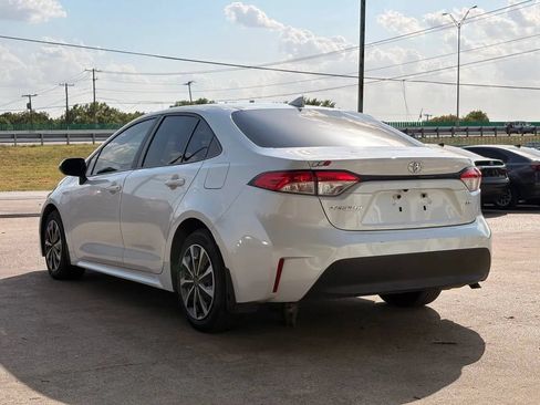 Used 2023 Toyota Corolla LE FWD image 5