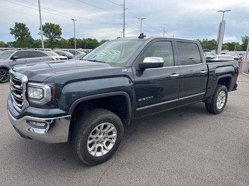 Used 2018 GMC Sierra 1500 SLT w/ SLT Premium Package AWD/4WD image 4