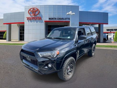 Used 2023 Toyota 4Runner SR5 image 6