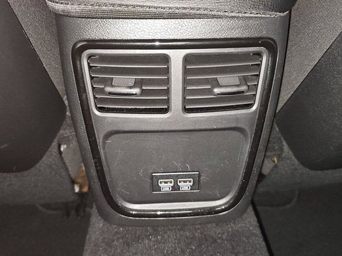Used 2022 Dodge Charger R/T w/ Blacktop Package RWD image 26