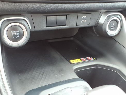 Used 2024 Toyota Grand Highlander XLE FWD image 30