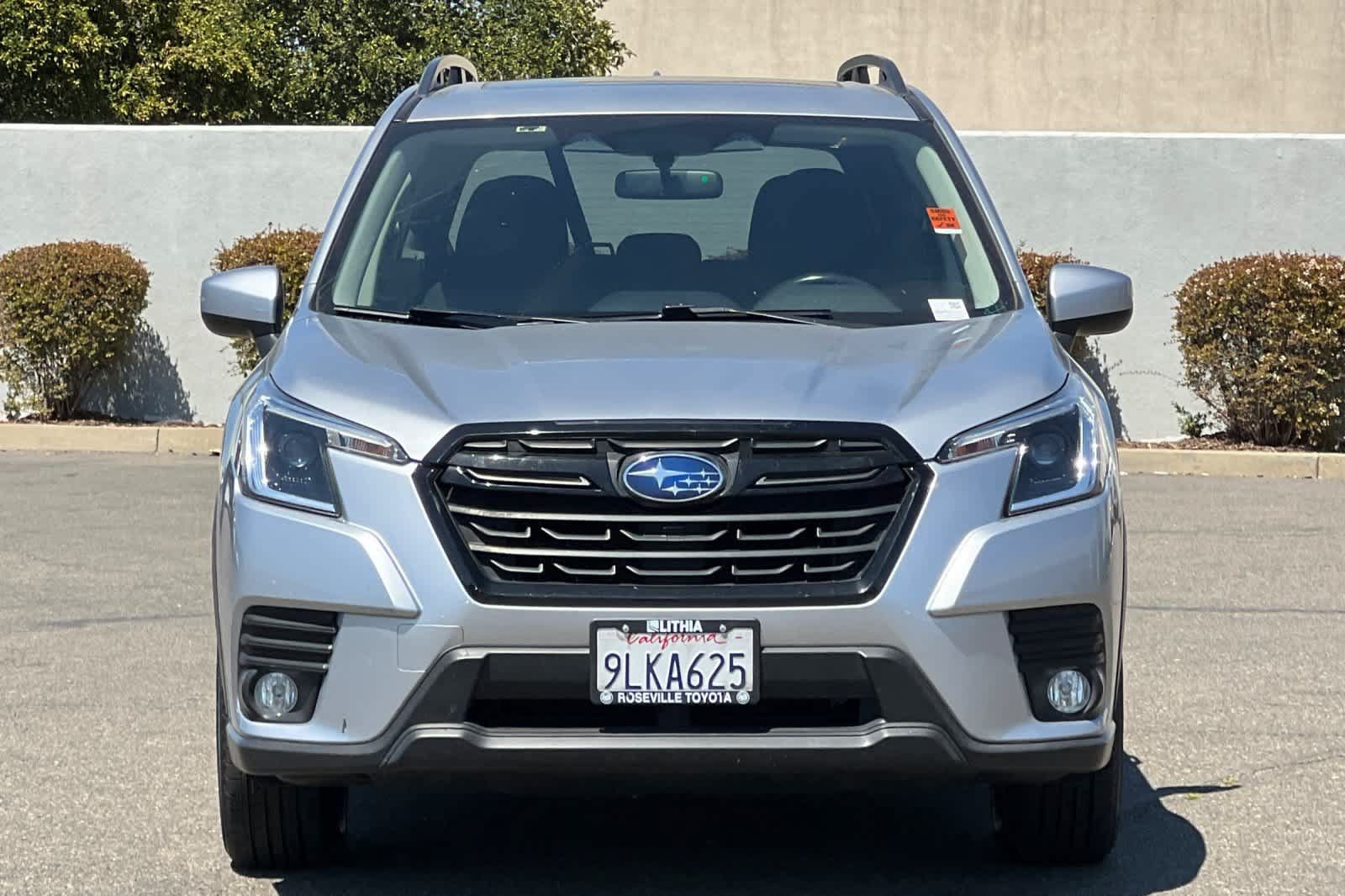 Used 2023 Subaru Forester Premium AWD/4WD image 10