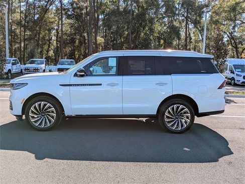New 2025 Lincoln Navigator Black Label image 7