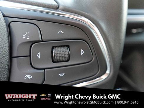 Used 2022 Buick Envision Essence w/ Sport Touring Package image 17