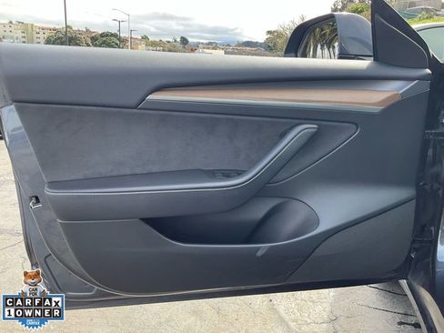 Used 2023 Tesla Model 3 Standard Range image 21