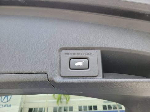 Certified 2024 Acura RDX SH-AWD w/ Technology Package image 8