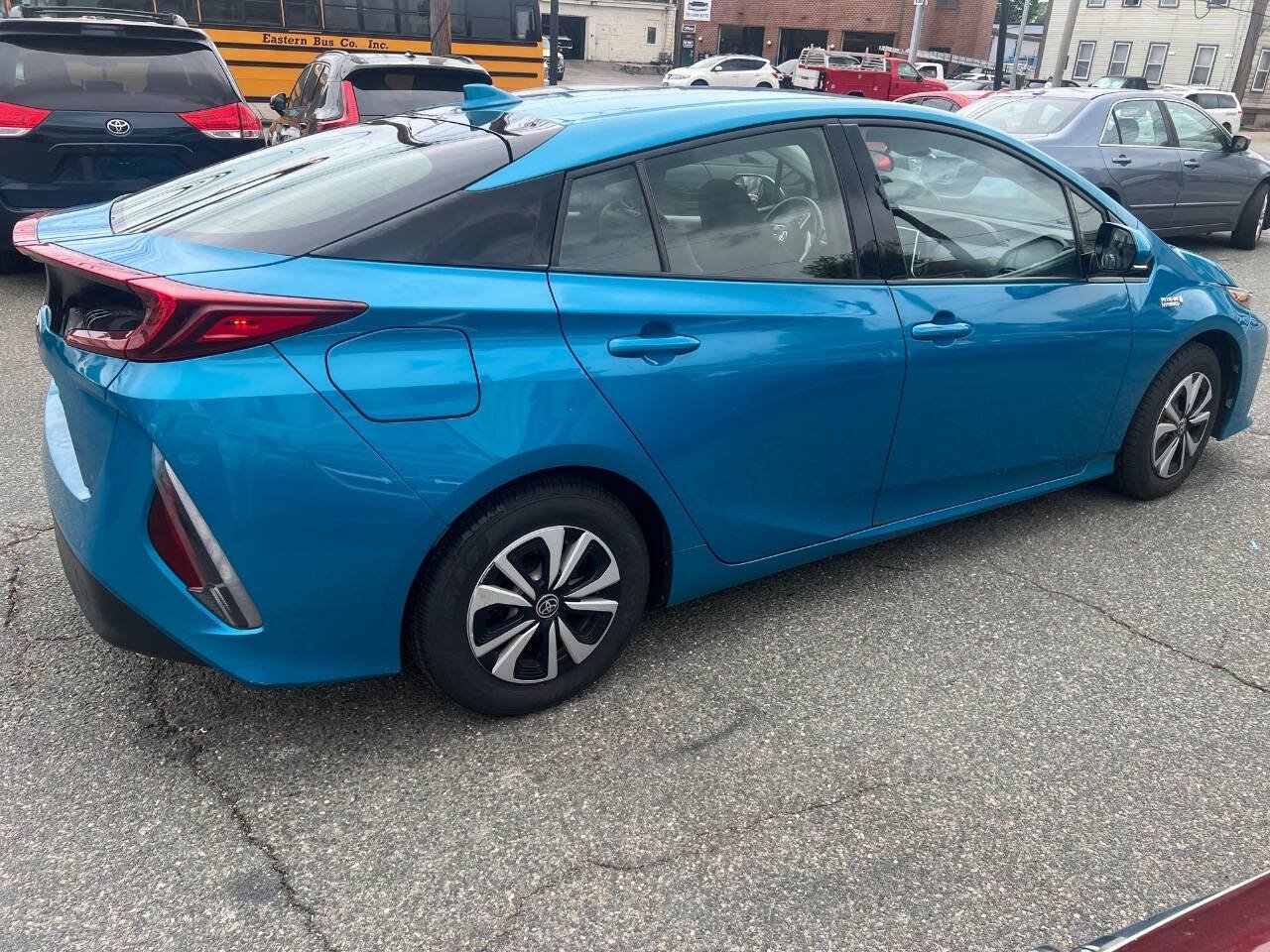 Used 2017 Toyota Prius Prime Premium FWD image 9