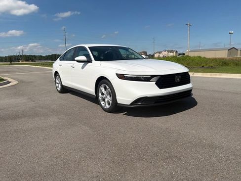 New 2026 Honda Accord LX image 7