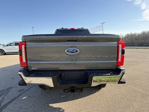 New 2026 Ford F250 Lariat w/ Tremor Off-Road Package image 4