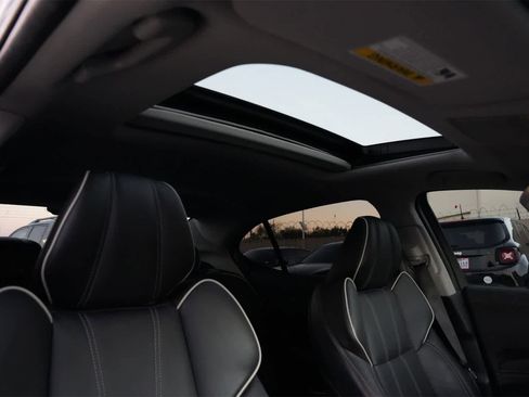 Used 2019 Acura TLX V6 w/ Technology Package image 24