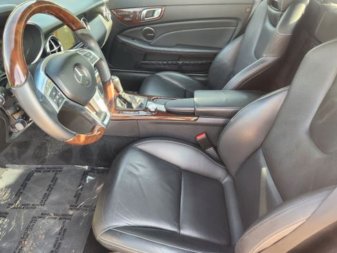 Used 2014 Mercedes-Benz SLK 350 image 5