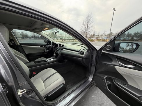 Used 2017 Honda Civic EX image 19