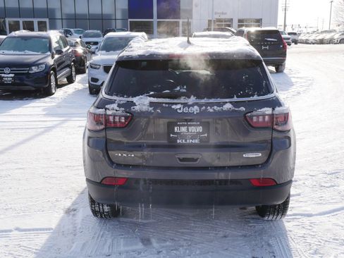 Used 2019 Jeep Compass Latitude w/ Popular Equipment Group image 6