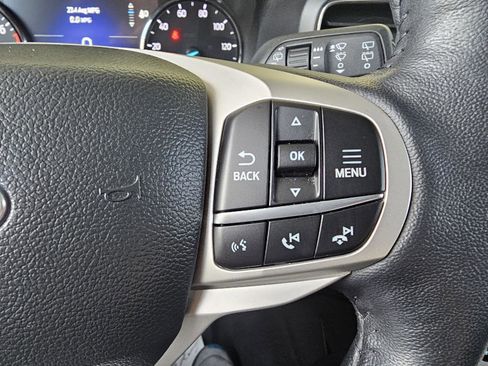 Used 2023 Ford Explorer XLT w/ Equipment Group 202A AWD/4WD image 23