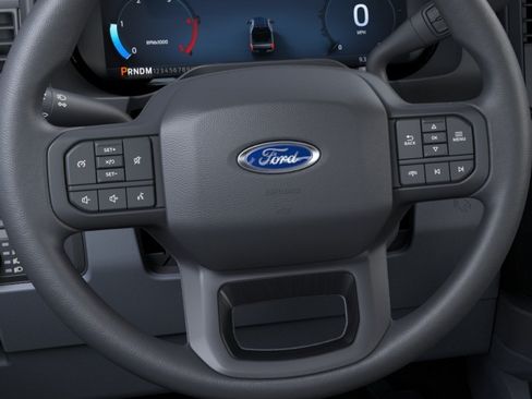 New 2026 Ford F250 XLT w/ XLT Premium Package AWD/4WD image 14