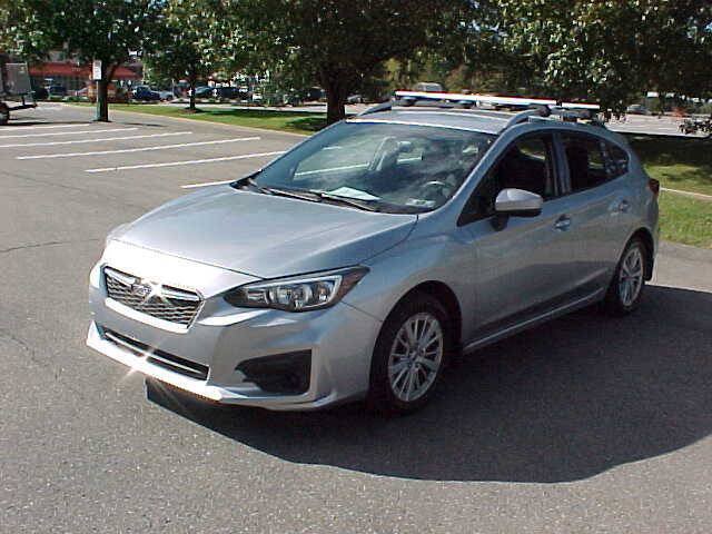Used 2017 Subaru Impreza 2.0i Premium AWD/4WD image 32