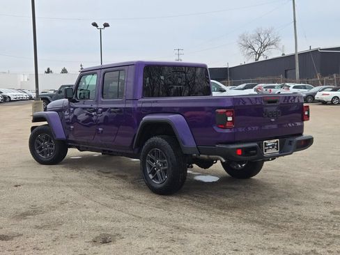 New 2026 Jeep Gladiator Sport AWD/4WD image 15