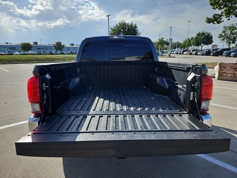 Used 2023 Toyota Tacoma SR5 RWD image 6
