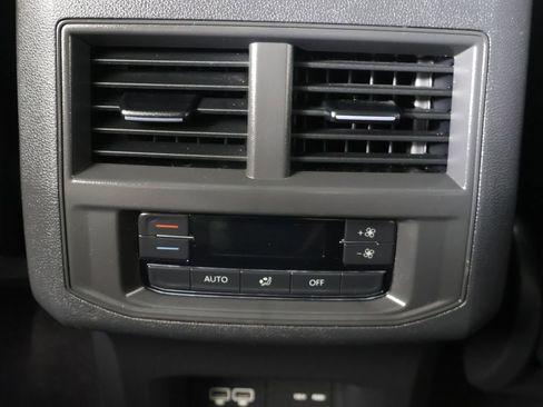 Used 2021 Volkswagen Atlas SE w/ Panoramic Sunroof Package AWD/4WD image 51