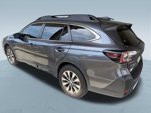 Used 2024 Subaru Outback Limited AWD/4WD image 2