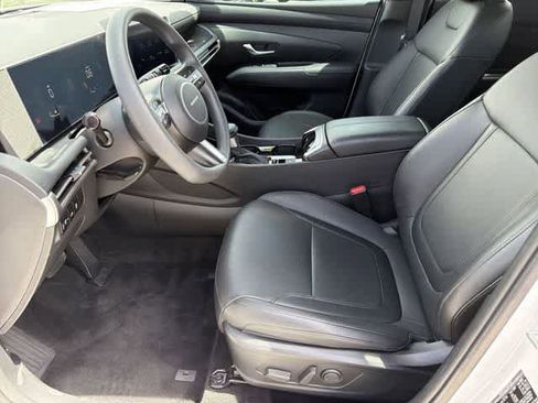 New 2025 Hyundai Santa Cruz SEL FWD image 13