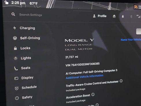 Used 2022 Tesla Model Y Long Range AWD/4WD image 29