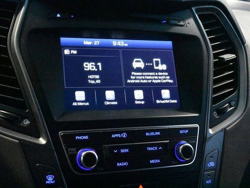 Used 2018 Hyundai Santa Fe Sport image 10