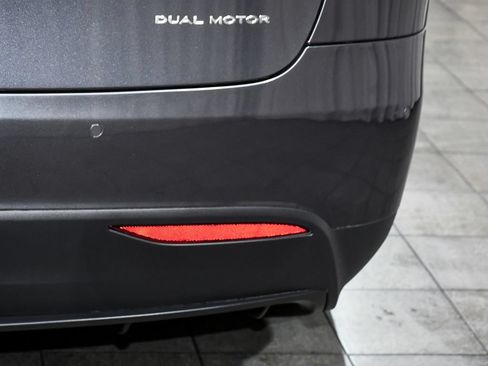 Used 2020 Tesla Model X Long Range AWD/4WD image 75