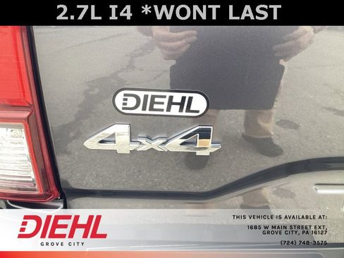 Used 2022 Toyota Tacoma SR image 14