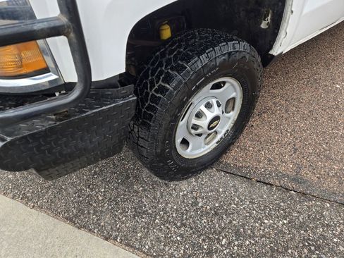 Used 2018 Chevrolet Silverado 2500 W/T w/ WT Fleet Convenience Package AWD/4WD image 4