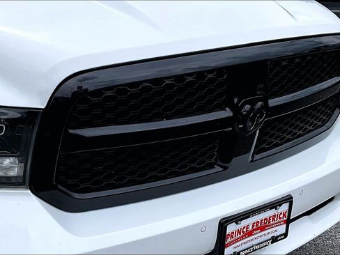 Used 2018 RAM 1500 Sport w/ Convenience Group AWD/4WD image 25