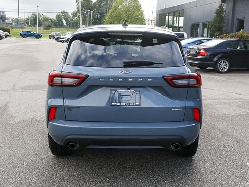 Used 2023 Ford Escape ST-Line w/ Tech Pack #1 AWD/4WD image 6