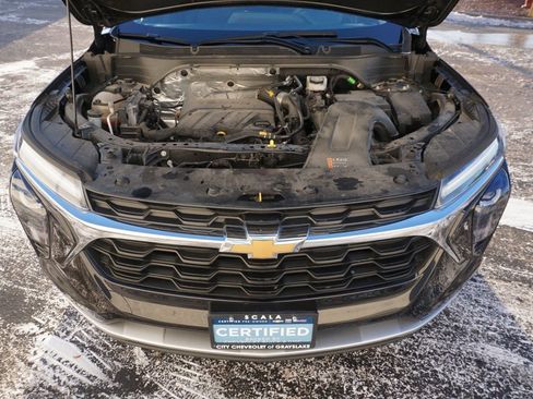 Certified 2024 Chevrolet Trax LT image 27