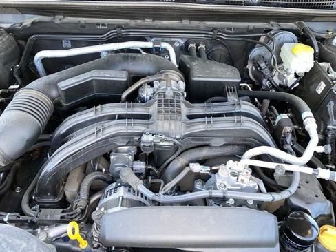 Used 2025 Subaru Outback AWD/4WD image 23