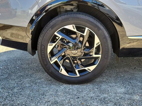 Used 2025 Kia Sportage SX AWD/4WD image 31