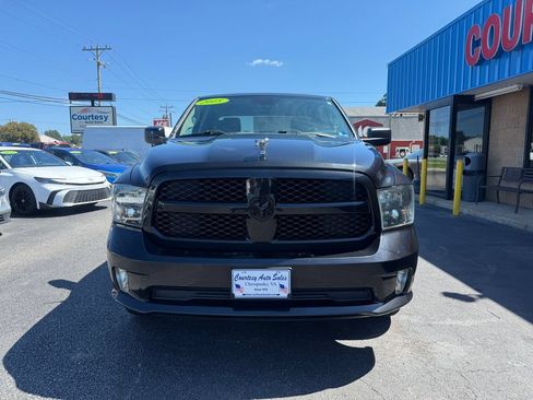 Used 2015 RAM 1500 Tradesman w/ Black Ram 1500 Express Group AWD/4WD image 5