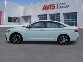 Used 2025 Volkswagen Jetta Sport FWD video 2