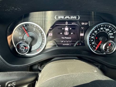 Used 2022 RAM 1500 Big Horn RWD image 4