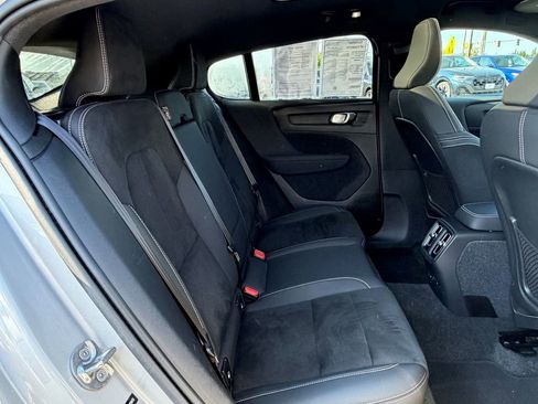 Certified 2023 Volvo C40 P8 Recharge Ultimate AWD/4WD image 13