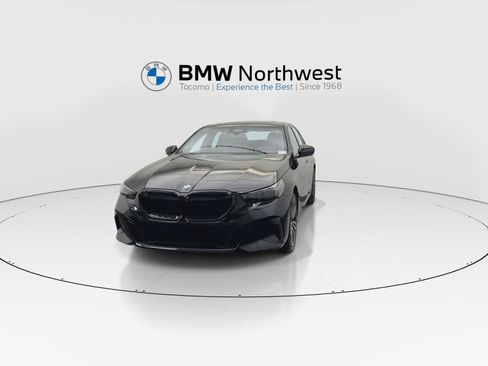 New 2027 BMW 530i xDrive w/ M Sport Package AWD/4WD image 8