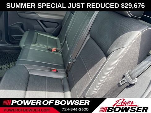 Used 2023 Volkswagen Atlas Cross Sport SEL R-Line AWD/4WD image 10