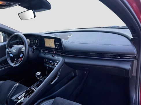 Used 2024 Hyundai Elantra N FWD image 29