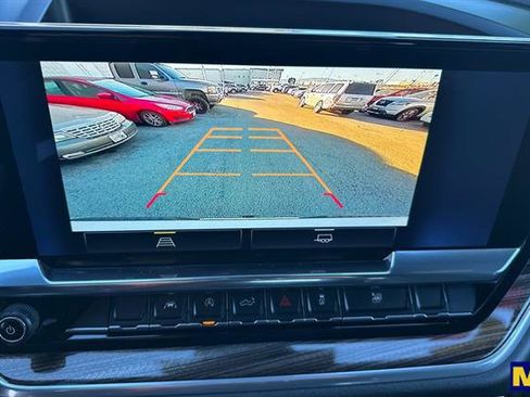 Used 2025 Chevrolet Silverado 1500 LT image 25