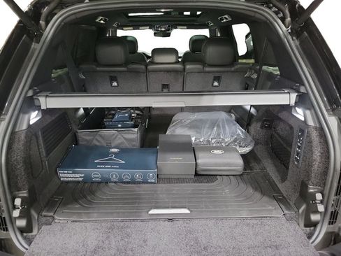 New 2026 Land Rover Range Rover Long Wheelbase SE AWD/4WD image 27