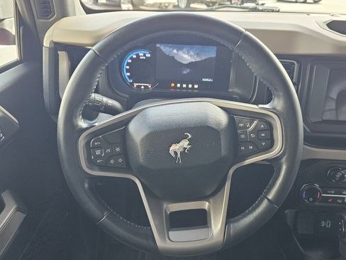 Used 2023 Ford Bronco Wildtrak AWD/4WD image 18