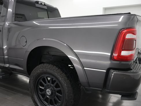 Used 2022 RAM 2500 Laramie AWD/4WD image 32
