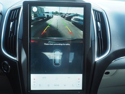 Used 2021 Ford Edge Titanium w/ Equipment Group 301A image 27