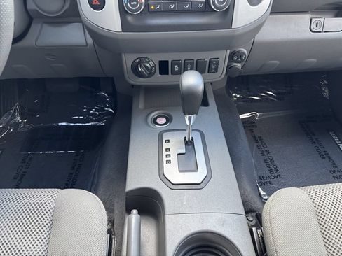 Used 2021 Nissan Frontier SV AWD/4WD image 19