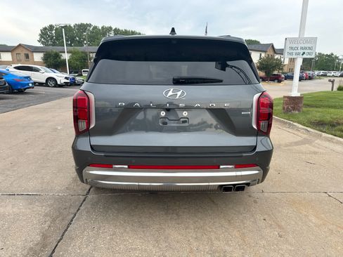 Used 2023 Hyundai Palisade Calligraphy AWD/4WD image 4